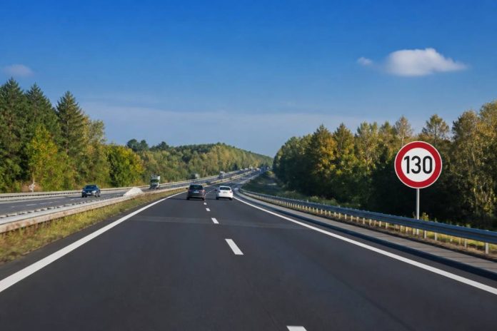 Quelles limitations de vitesse sur les autoroutes en Europe selon les pays